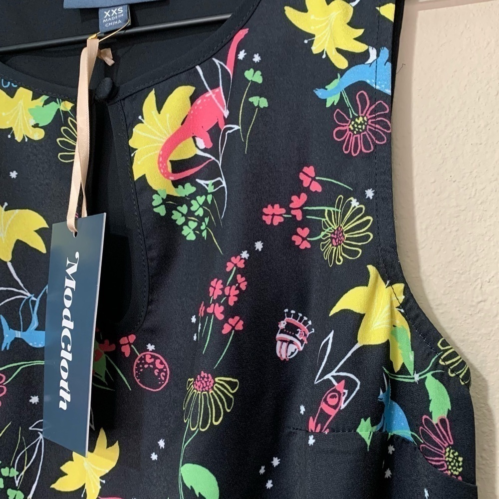 5/$15 | Modcloth | ‘Double Dare’ Sleeveless Top | NWT - Picture 6 of 14